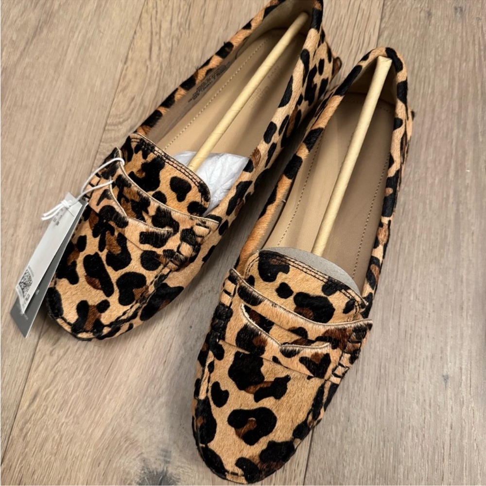 NIB H&M Leopard calve fur loafers flats rubber bottom sz 8